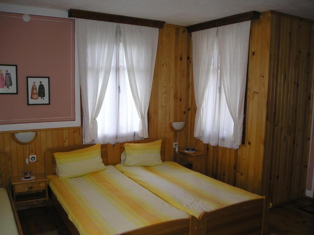 Guest House Bolyarka Kopriwschtiza Zimmer foto